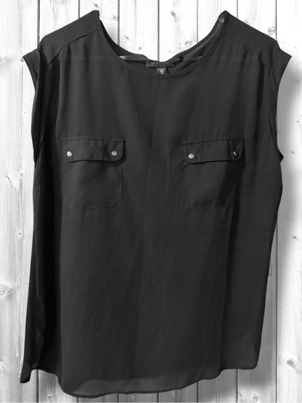 🌼Le Chateau Black Sleeveless Pocket Blouse
